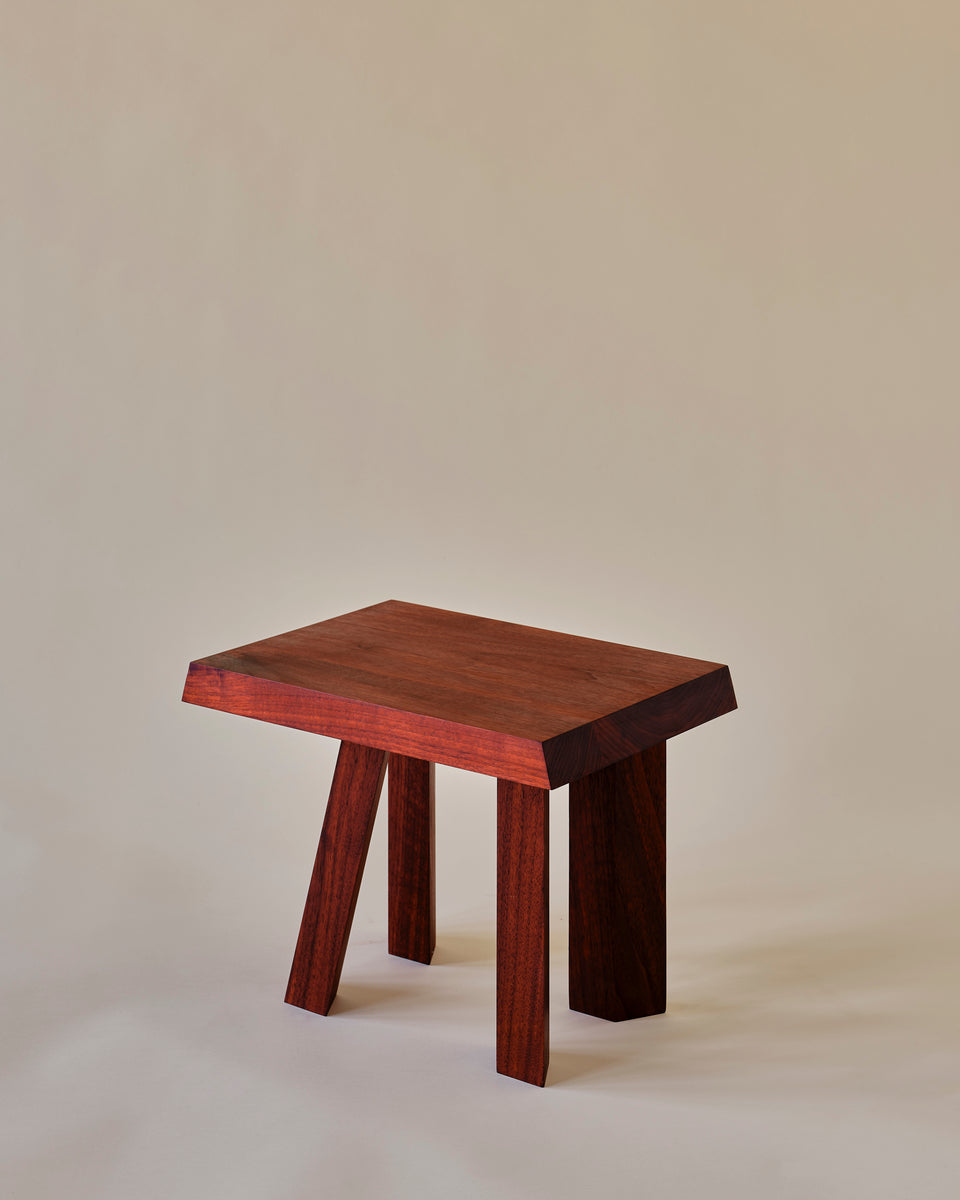 Shear Side Table Short Angle 1
